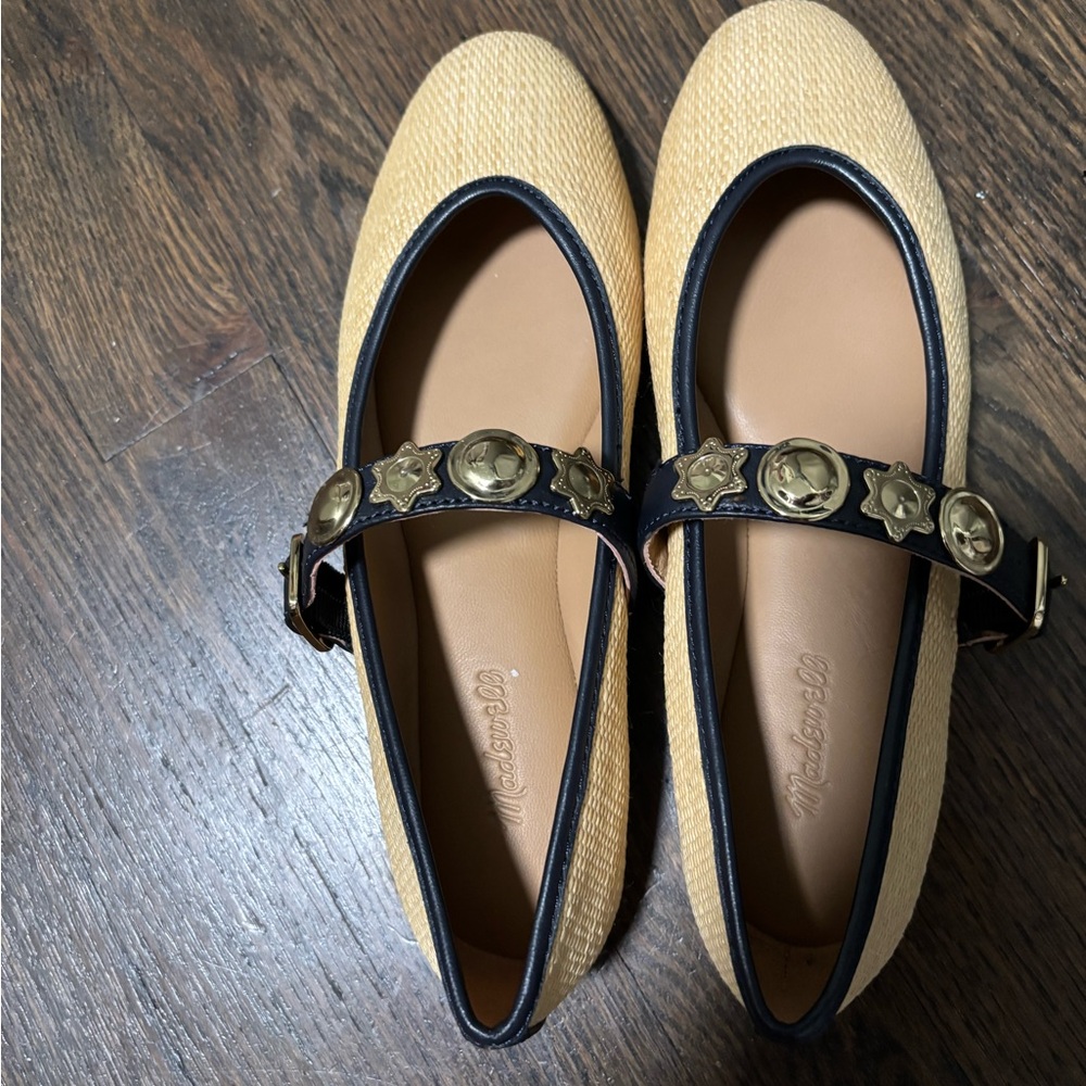 Madewell Tan and Black Flats with Gold Accents
